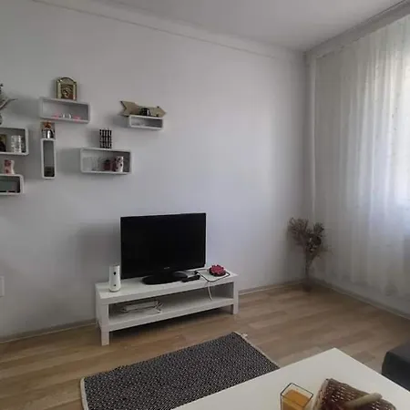 Myplace - Garsoniesa Lägenhet